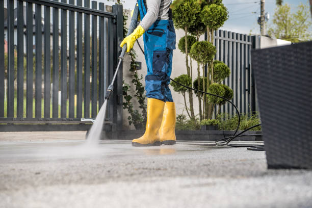Why Choose Our Certified Pressure Washing Experts for Your Project Needs in Csar Chvez, TX?