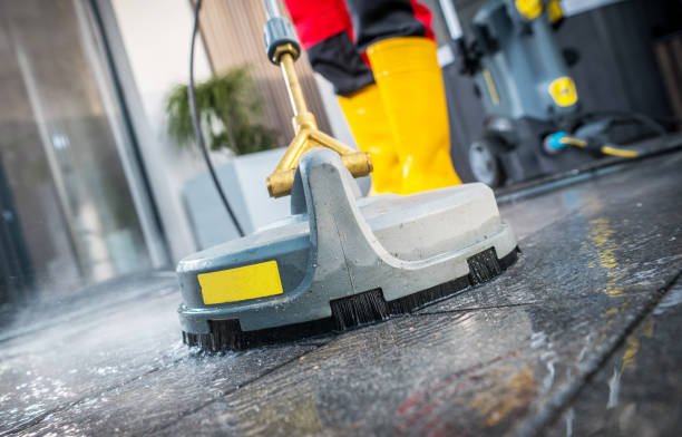 Best Garage Pressure Washing  in Csar Chvez, TX